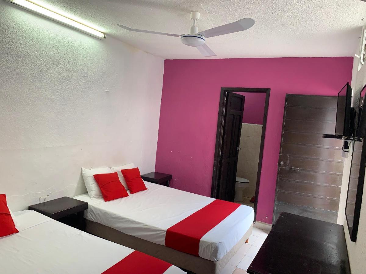 Hotel Aventura Mérida Exteriör bild